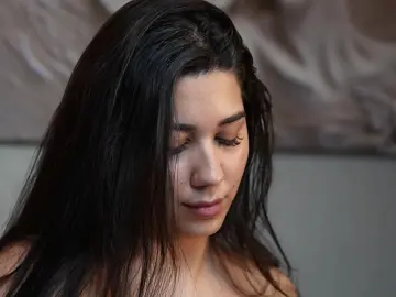 Cam4 Live Porn of JuliaCoral