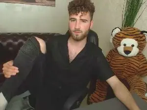 Cam4 Adult Webcam of KyloEast