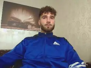 Cam4 Live Sex Cam of KyloEast