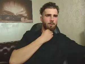 Cam4 Adult Webcam of KyloEast