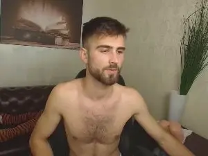 Cam4 Nude Webcam of KyloEast