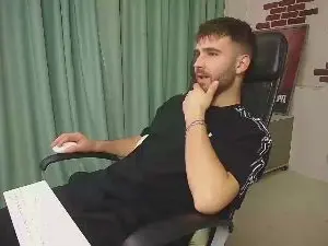 Cam4 Free Porn Cam of KyloEast