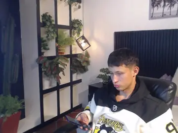 Cam4 Watch Live Sex Cams of Garuo_18