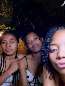 Cam4 Live Sex of NickiFrenchy