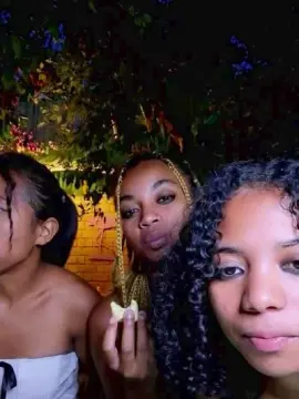 Cam4 Adult Webcam of NickiFrenchy