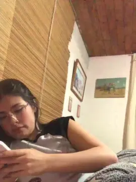 Cam4 Free Live Porn of lolapassi