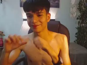 Cam4 Nude Webcam of maxim_rod