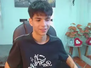 Cam4 Nude Webcam of maxim_rod