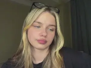 Cam4 Watch Live Sex Cams of LindseyWatah