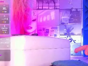 Cam4 Watch Live Sex Cams of Miacavallii_