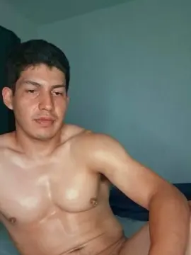 Cam4 Free Live Porn of JohnnyRuizXXX