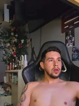 Cam4 Free Live Porn of morborojo1