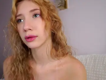 Cam4 Live Sex of GarynHanners