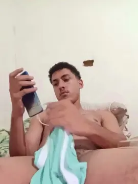 Cam4 Free Live Porn of LucasFritz2304