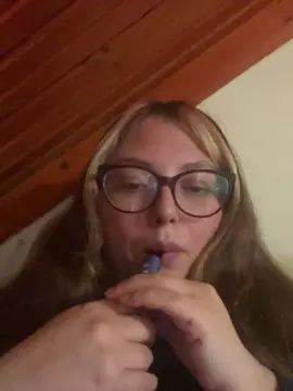 Cam4 Live Porn of aleksandrachile