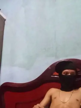 Cam4 Live Sex Cam of Apollothehorus
