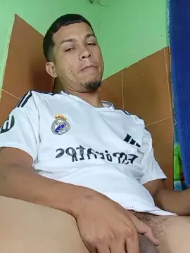 Cam4 Free Live Porn of Pisspoopigpsir