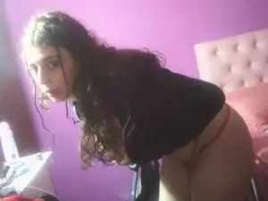 Cam4 Live Sex Cam of Miaxxx21