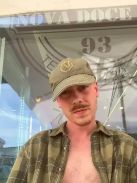 Cam4 Free Live Porn of DinisJeitoso