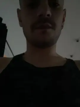 Cam4 Free Live Porn of alessand21