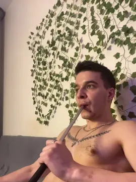 Cam4 Free Porn Cam of bravo_maestro