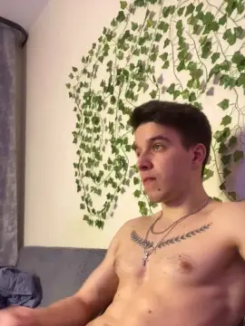 Cam4 Private Sex Chat of bravo_maestro