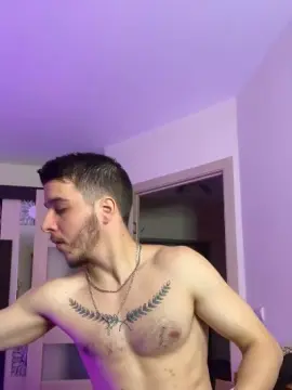Cam4 Sex Chat of bravo_maestro