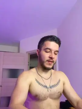 Cam4 Sex Chat of bravo_maestro