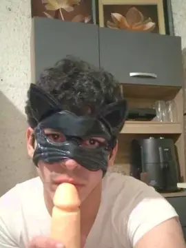 Cam4 Live Sex of tauwann