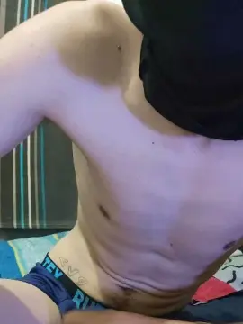 Cam4 Live Porn of LittleMXBoy