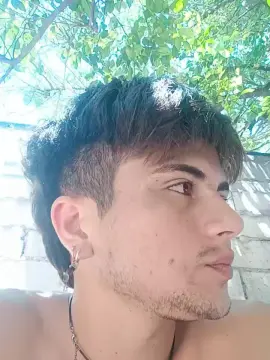 Cam4 Sex Cam of TheArBoy