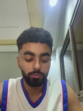 Cam4 Free Live Porn of AzanAkshan