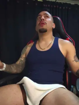 Cam4 Live Porn of Im_massimo777