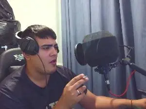 Cam4 Watch Live Sex Cams of Reyhotfunny