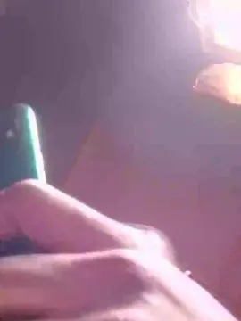 Cam4 Live Sex of Cumhardick