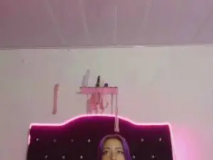 Cam4 Private Sex Chat of Scarllett_BDSM