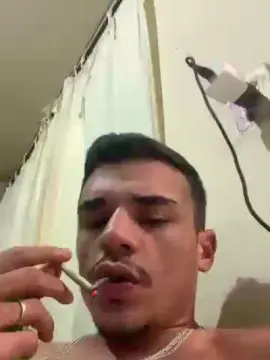 Cam4 Live Porn of Claudin01