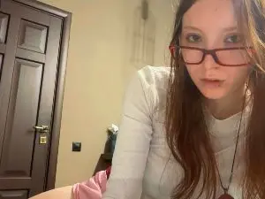 Cam4 Adult Video Chat of EdieSahu