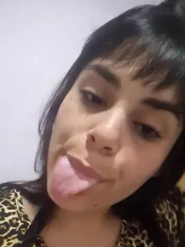 Cam4 Live Sex of aye225