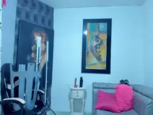 Cam4 Watch Live Sex Cams of Ciara_Hot_Ts