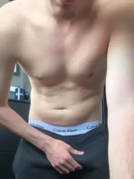 Cam4 Live Sex of Riccardoooo2008