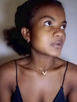 Cam4 Sex Cam of mialisoa3