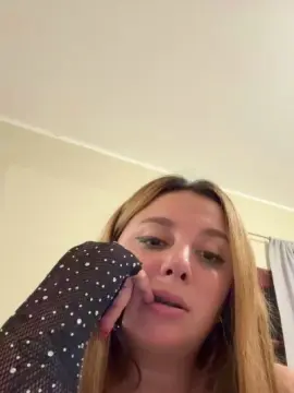 Cam4 Private Sex Chat of LuanaLux