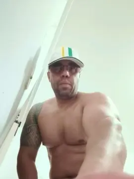 Cam4 Watch Live Sex Cams of Reinaldosantos