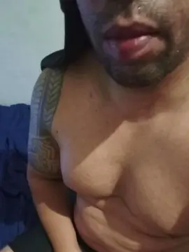 Cam4 Free Porn Cam of Reinaldosantos