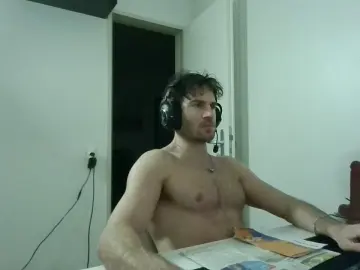 Cam4 Free Live Porn of ALPHA_HUNK