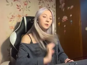 Cam4 Watch Live Sex Cams of AnhGragg