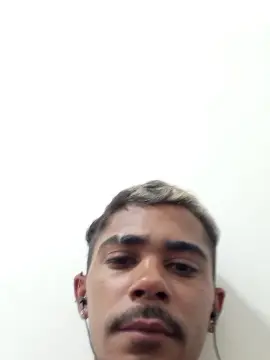 Cam4 Live Sex of MlkPentelhud0