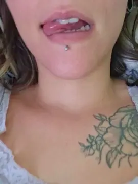 Cam4 Live Sex of CasalBrisaHot