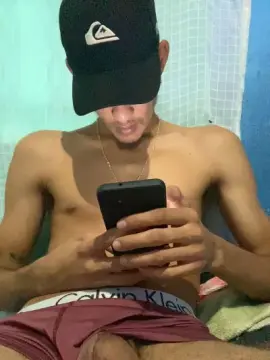 Cam4 Best Webcam of Dotadonovin19cm